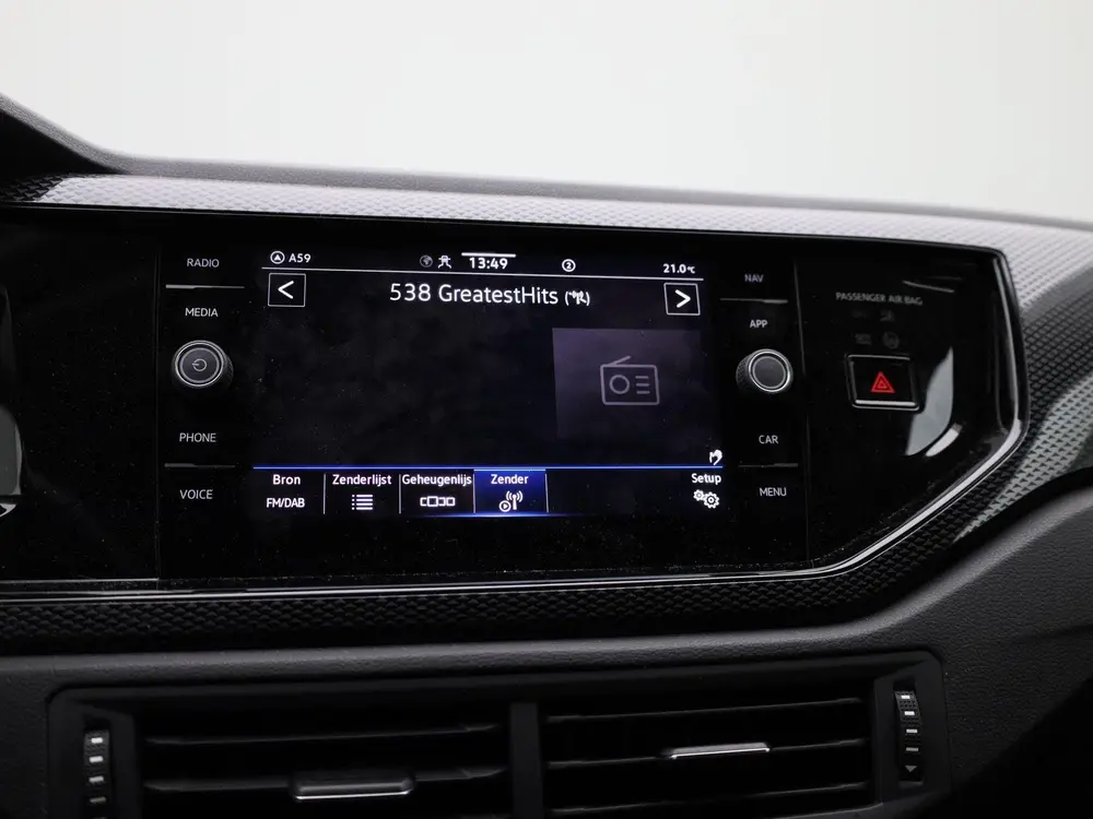 Volkswagen Polo 1.0 TSI Life Edition 95 PK | EM | Navigatie uit 2025, foto 19
