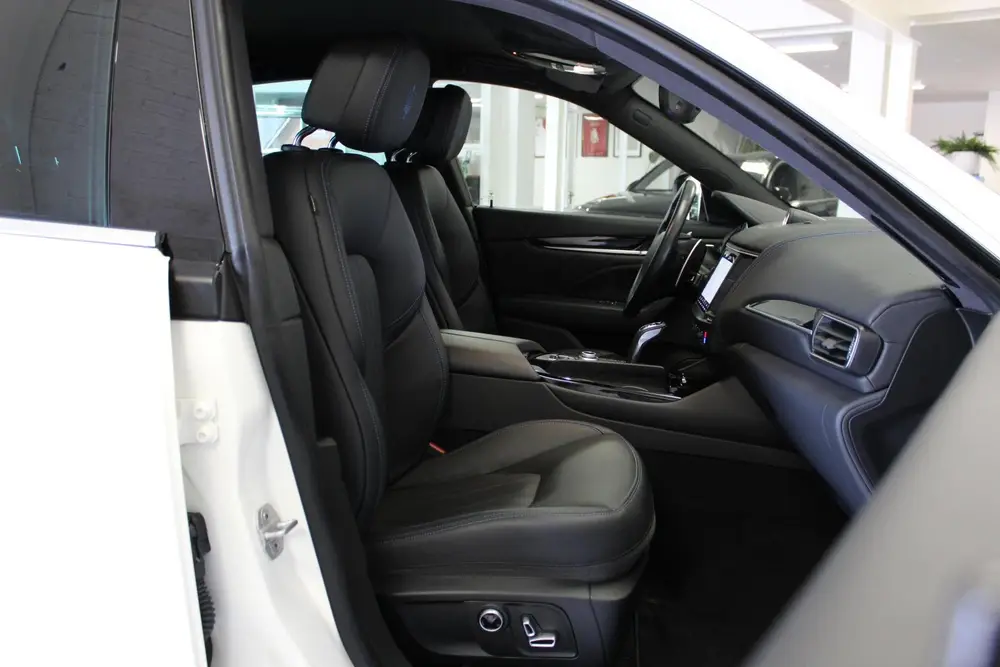 Maserati Levante 2.0 Hybrid Executive | NL-AUTO! | CAMERA | uit 2022, foto 19