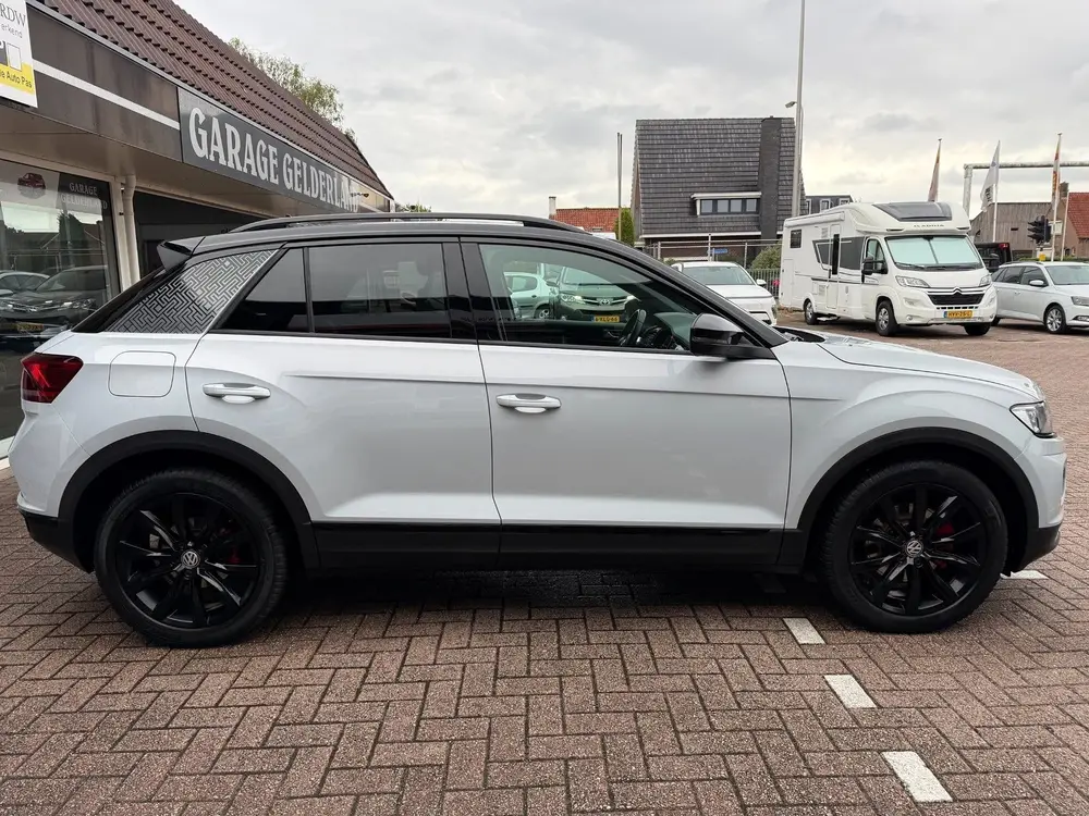 Volkswagen T-Roc 2.0 TSI 4Motion Sport | PANO | VIRTUAL-C. | uit 2021, foto 7