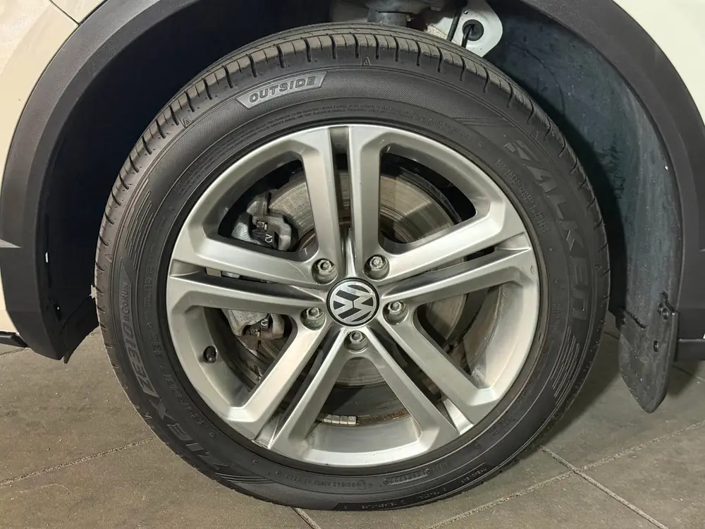 Volkswagen T-Roc 2.0 TDI 4Motion R-Line uit 2022, foto 13