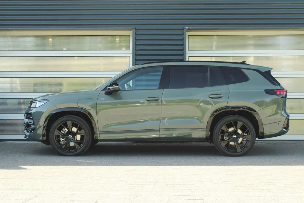 Volkswagen Tayron 1.5 eHybrid 204pk R-Line Edition | Panoram uit 2025, foto 12