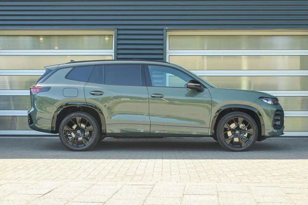 Volkswagen Tayron 1.5 eHybrid 204pk R-Line Edition | Panoram uit 2025, foto 3