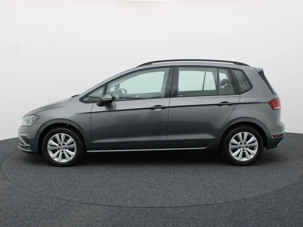 Volkswagen Golf Sportsvan 1.0 TSI | Trekhaak | Apple Carplay uit 2020, foto 4