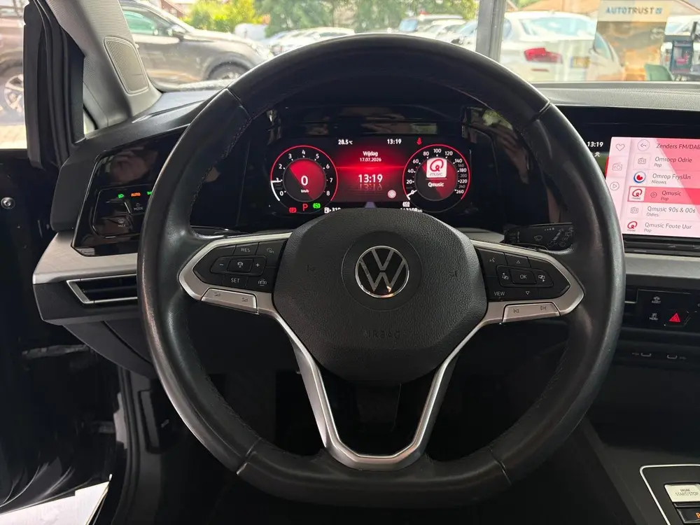 Volkswagen Golf 1.0 eTSI Life | Automaat | Adaptive Cruise | uit 2021, foto 17