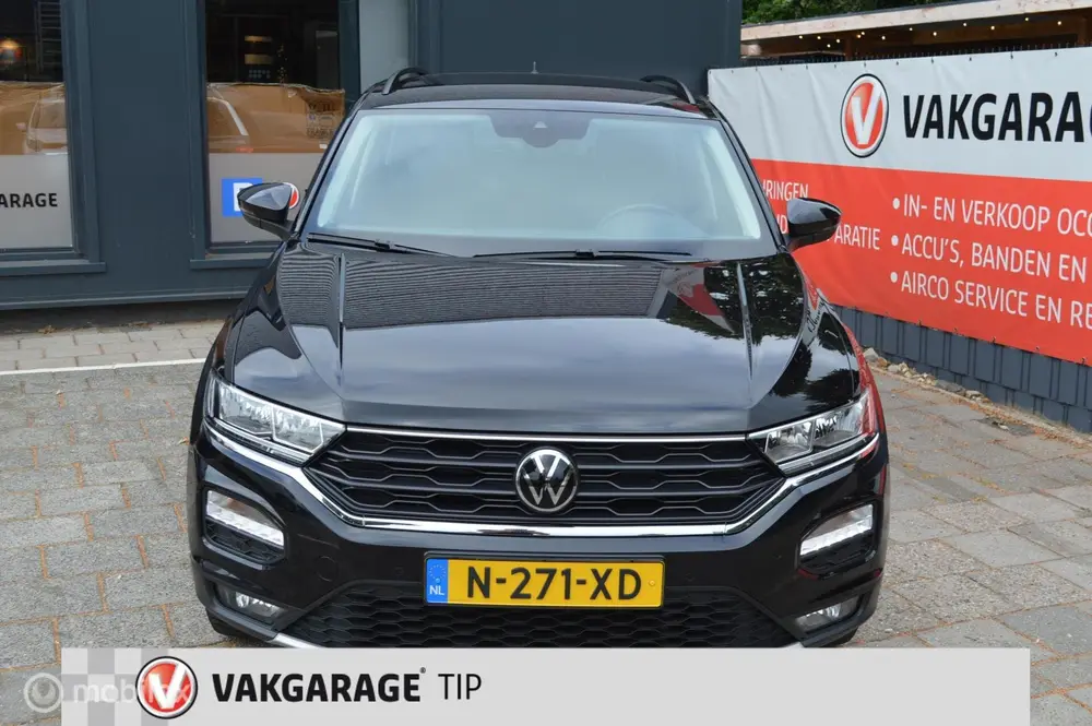 Volkswagen T-Roc 1.0 TSI Style Business uit 2021, foto 4