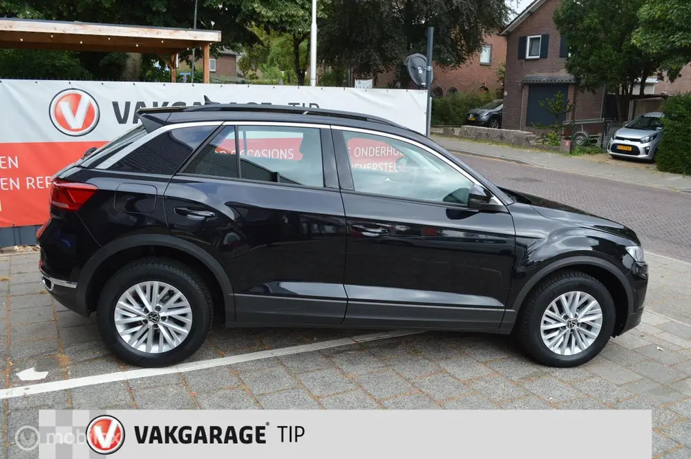 Volkswagen T-Roc 1.0 TSI Style Business uit 2021, foto 8