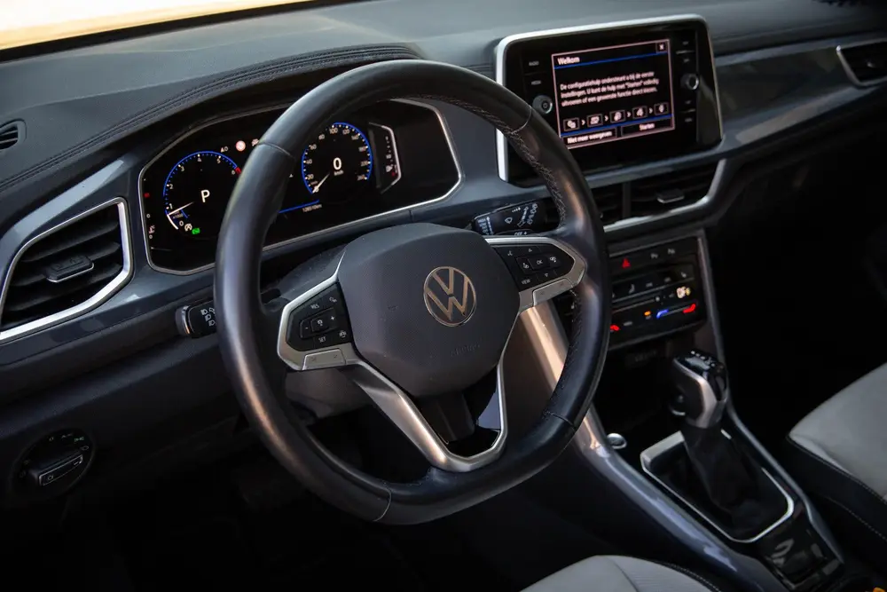 Volkswagen T-Roc 1.5 TSI Style , Achteruitrijcamera, Stoelve uit 2022, foto 3