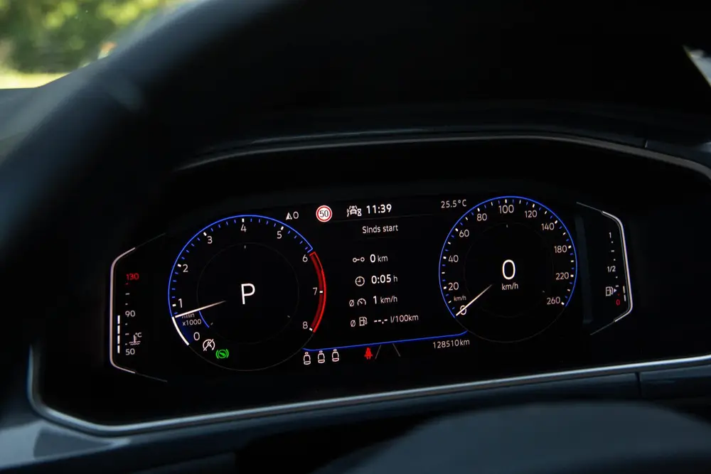 Volkswagen T-Roc 1.5 TSI Style , Achteruitrijcamera, Stoelve uit 2022, foto 9