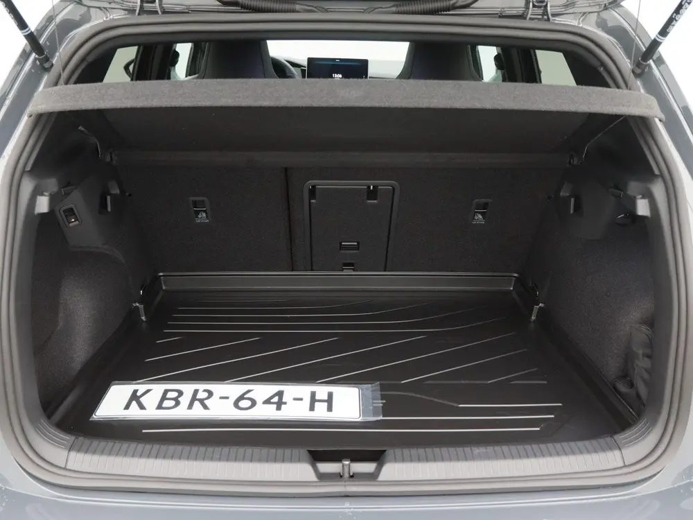 Volkswagen Golf R-Line Edition 1.5 eTSI 150 PK Automaat | Tr uit 2026, foto 19