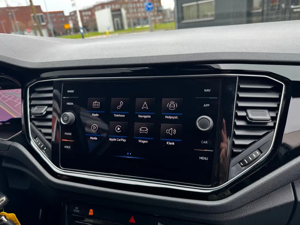 Volkswagen T-Roc 1.5 TSI Sport Black Style Digital Dash Elec uit 2021, foto 14