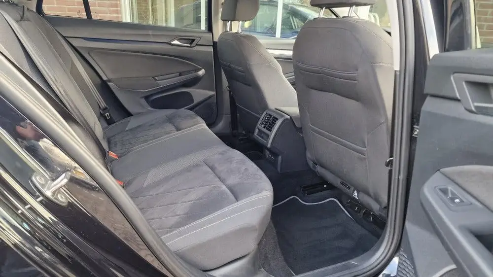 Volkswagen Golf Variant 1.0 TSI Life Business, Stoel&stuurve uit 2022, foto 5