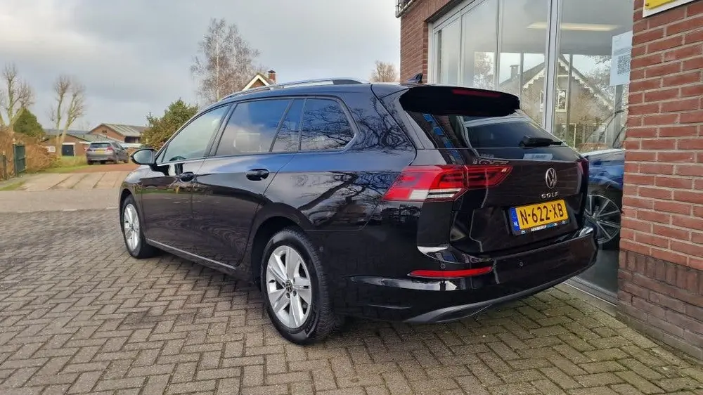 Volkswagen Golf Variant 1.0 TSI Life Business, Stoel&stuurve uit 2022, foto 8