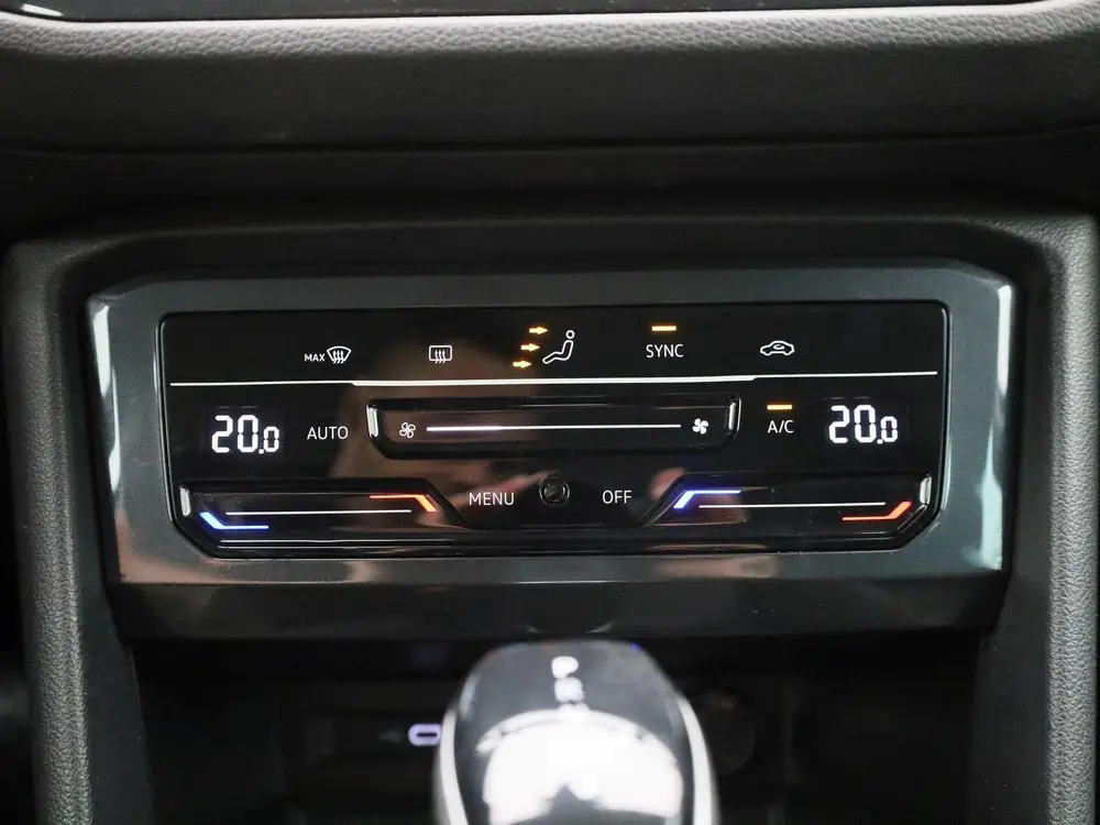 Volkswagen Tiguan 1.5 TSI Life | Climate Control| Parkeersen uit 2021, foto 17