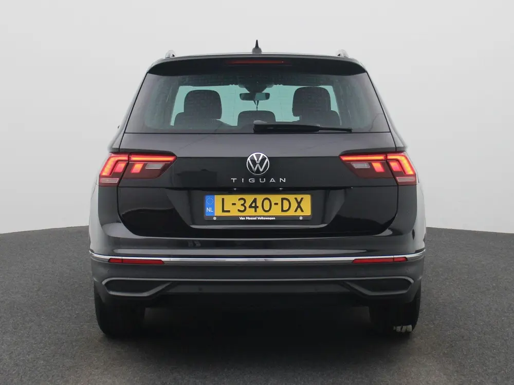 Volkswagen Tiguan 1.5 TSI Life | Climate Control| Parkeersen uit 2021, foto 5