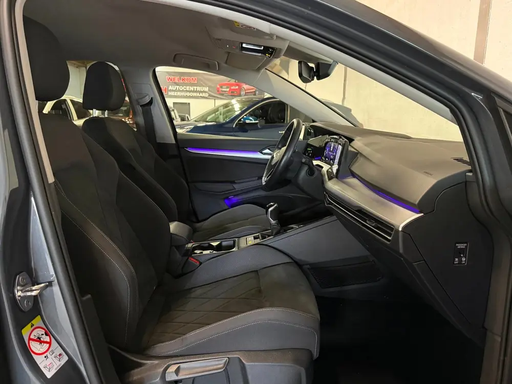 Volkswagen Golf 1.0 TSI Navi|Virtual|Sfeer|Camera|Carplay|LE uit 2022, foto 13