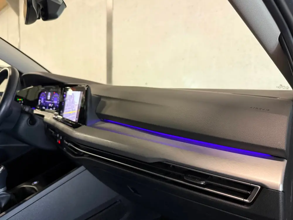 Volkswagen Golf 1.0 TSI Navi|Virtual|Sfeer|Camera|Carplay|LE uit 2022, foto 14