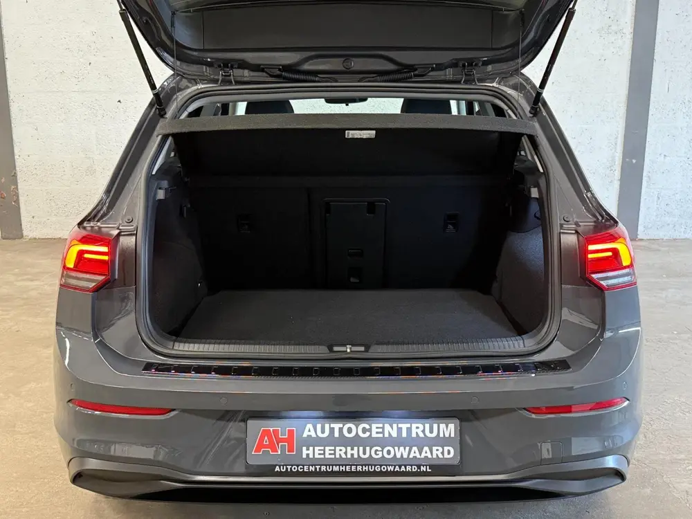 Volkswagen Golf 1.0 TSI Navi|Virtual|Sfeer|Camera|Carplay|LE uit 2022, foto 9