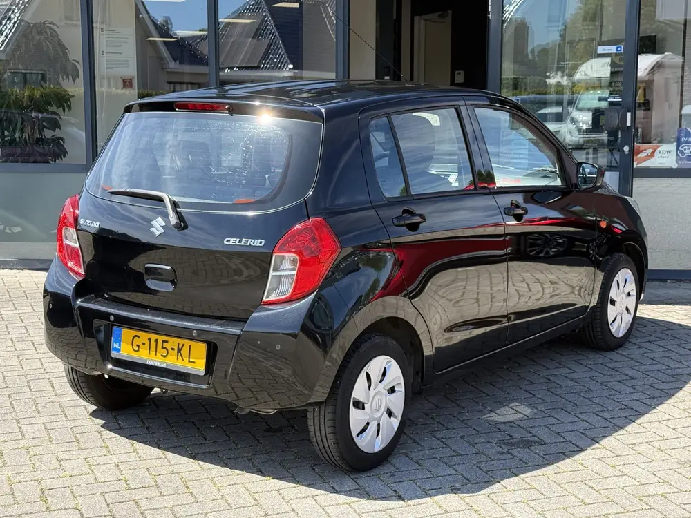 Suzuki Celerio 1.0 Comfort park sensor Navigatie uit 2019, foto 7
