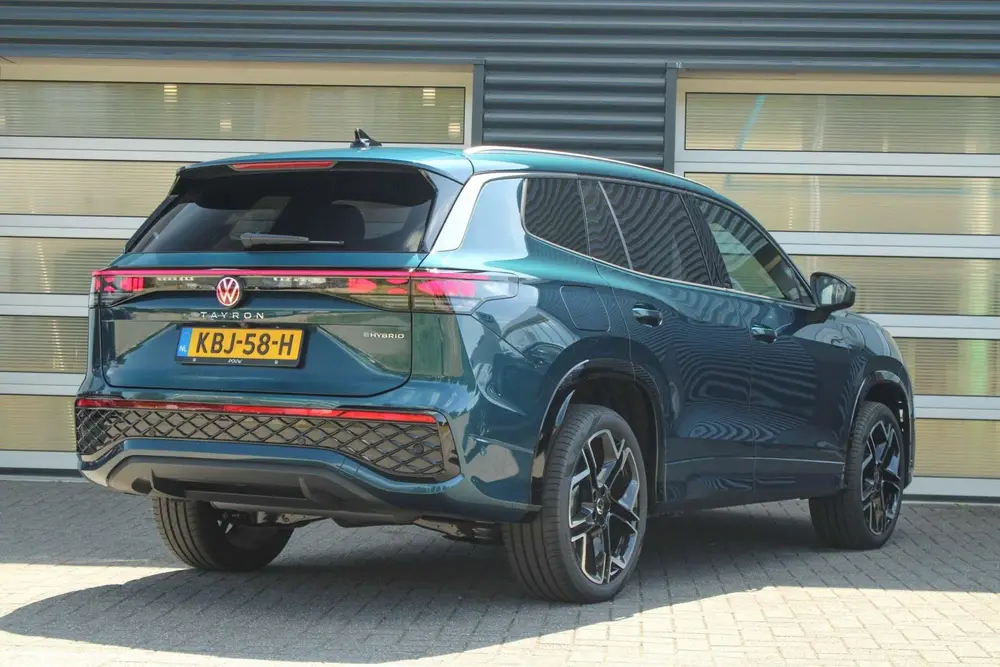 Volkswagen Tayron 1.5 eHybrid 204pk R-Line Edition | Panoram uit 2026, foto 2