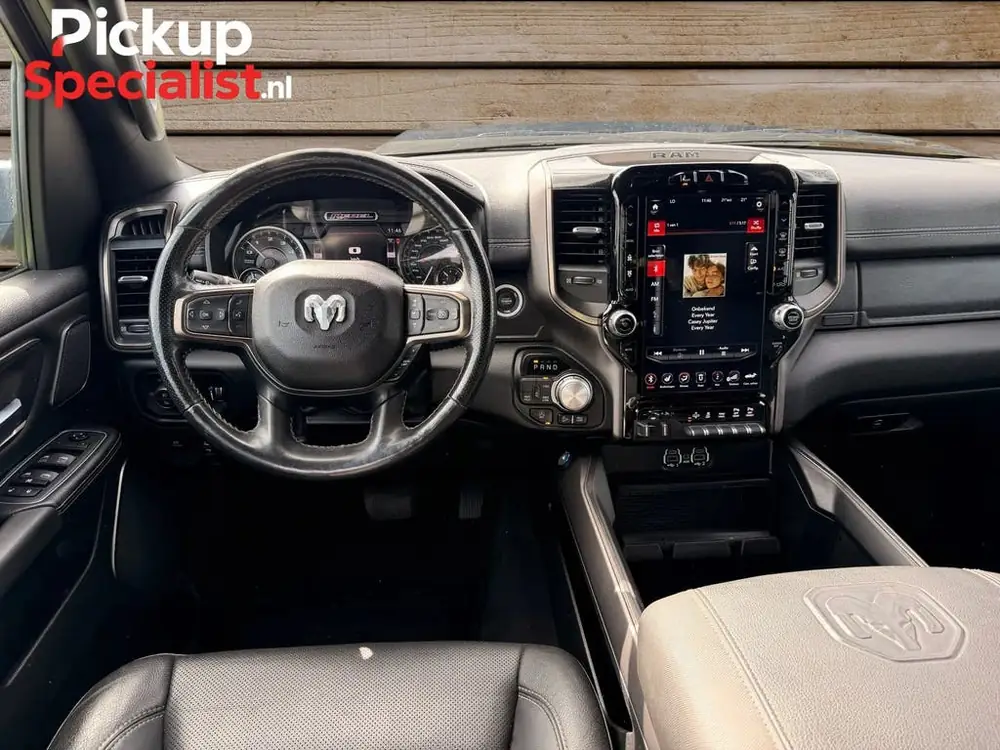 Dodge RAM 1500 5.7 V8 4x4 Crew Cab Rebel , LUCHTVERING , PAN uit 2020, foto 2