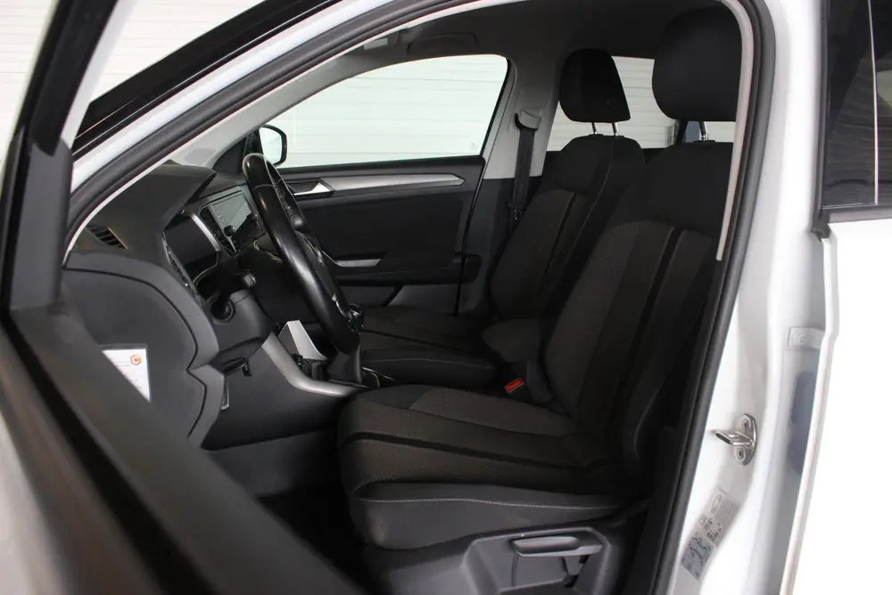 Volkswagen T-Roc 1.0 TSI Style Trekhaak | Two-Tone | Virtual uit 2021, foto 4