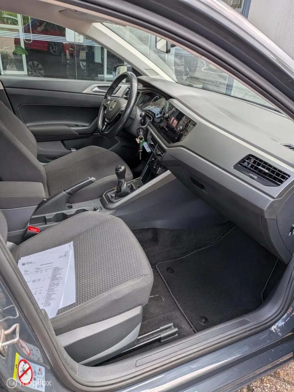 Volkswagen Polo 1.0 TSI Comfortline Business uit 2021, foto 8