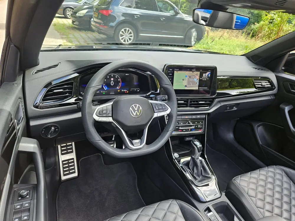 Volkswagen T-Roc Cabrio Vw T-Roc cabrio 1.5 TSI 150pk 7-DSG 2025 Zwart uit 2025, foto 7