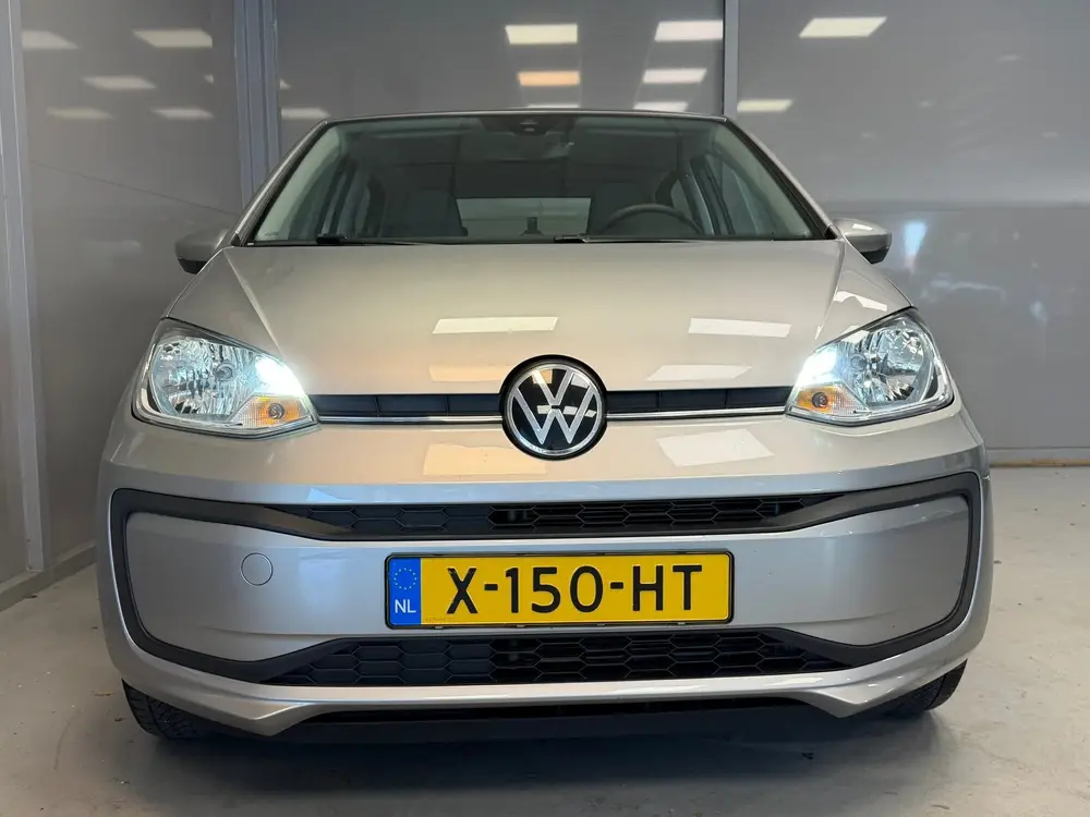 Volkswagen Up! 1.0 5 deurs | AIRCO | ELEKTR. PAKKET | DAB | uit 2023, foto 3