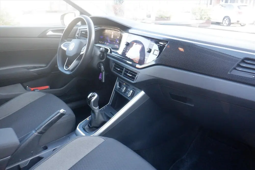 Volkswagen Polo 1.0 TSI 95pk Life PDC voor en achter -CARPLA uit 2023, foto 17