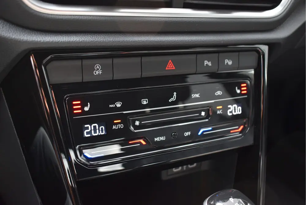 Volkswagen T-Roc 1.5 TSI R-Line Edition Camera, Stoel/stuurv uit 2024, foto 13