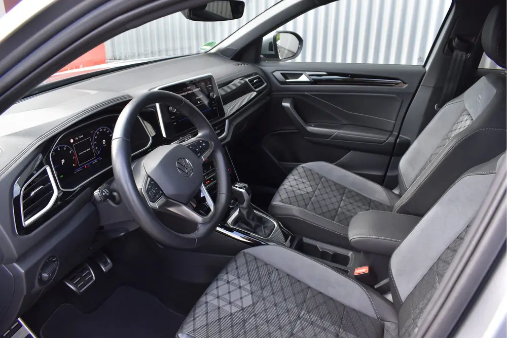 Volkswagen T-Roc 1.5 TSI R-Line Edition Camera, Stoel/stuurv uit 2024, foto 9