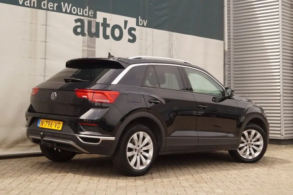 Volkswagen T-Roc 1.5 TSI 150pk DSG Style -NAVI-ECC-CAM-PDC uit 2021, foto 5