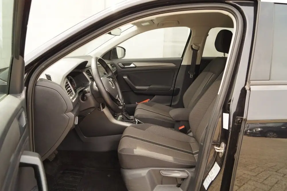 Volkswagen T-Roc 1.5 TSI 150pk DSG Style -NAVI-ECC-CAM-PDC uit 2021, foto 6