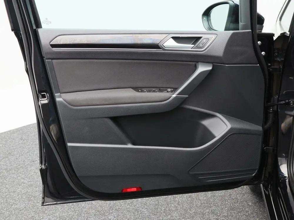 Volkswagen Touran 1.5 TSi 150Pk Highline 7p | Stoelverwarmin uit 2023, foto 18
