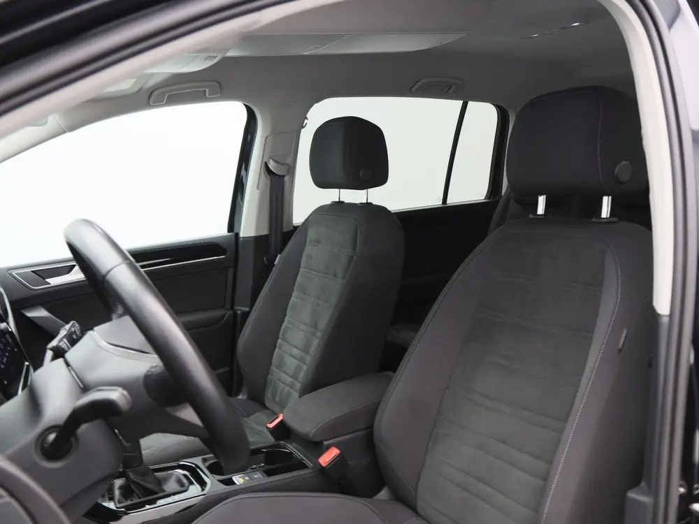Volkswagen Touran 1.5 TSi 150Pk Highline 7p | Stoelverwarmin uit 2023, foto 7