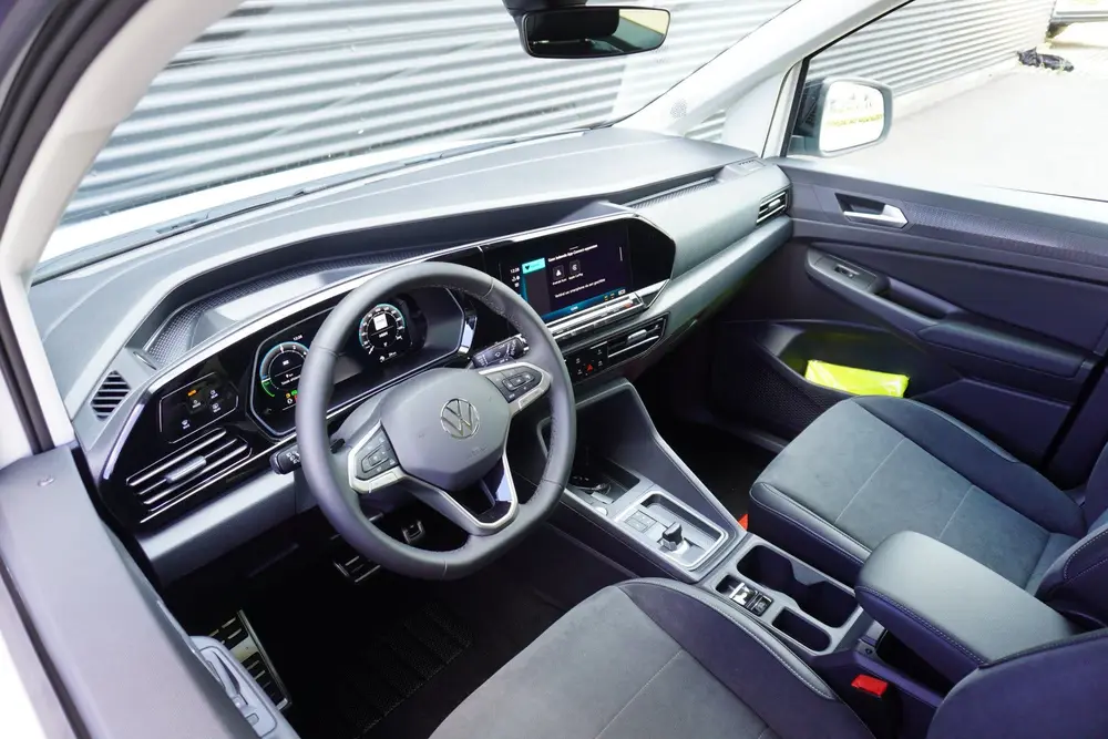 Volkswagen Caddy Maxi L2 150pk Plug-in Hybride Style Automaa uit 2026, foto 2
