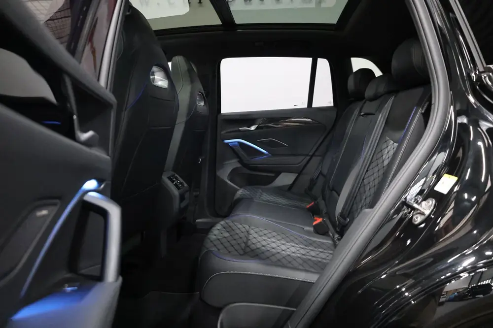 Volkswagen Tiguan 1.5 eTSI 3x R-Line IQ+LED/VIRTUAL/SFEER/PA uit 2025, foto 13