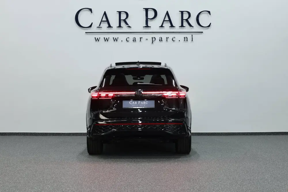Volkswagen Tiguan 1.5 eTSI 3x R-Line IQ+LED/VIRTUAL/SFEER/PA uit 2025, foto 6