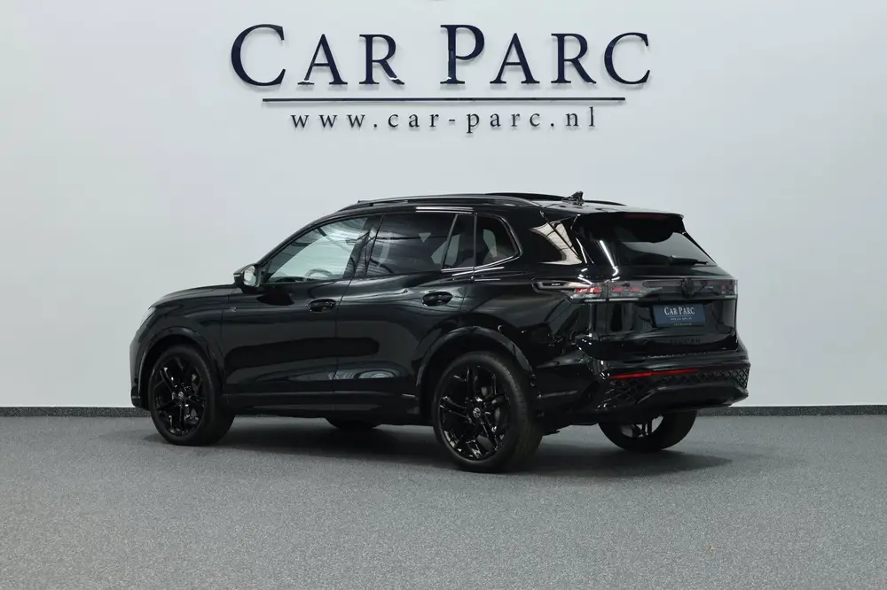 Volkswagen Tiguan 1.5 eTSI 3x R-Line IQ+LED/VIRTUAL/SFEER/PA uit 2025, foto 8