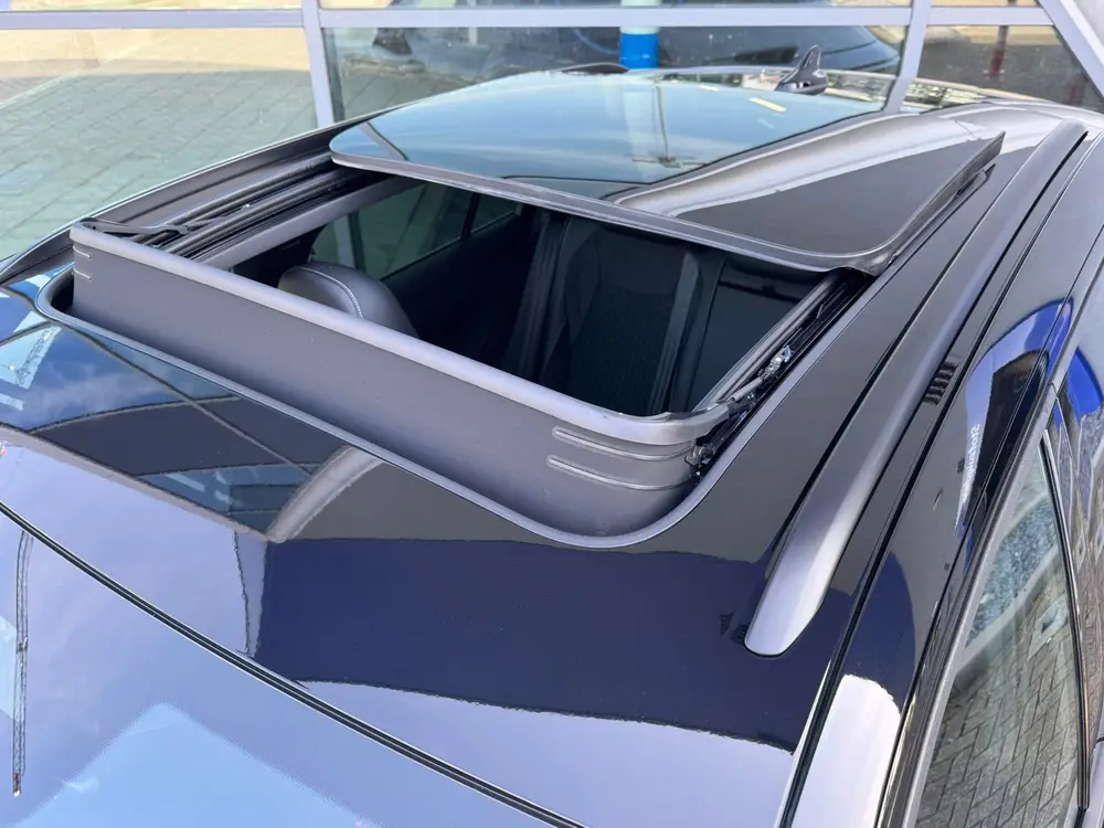 Volkswagen T-Roc 1.5 eTsi R-Line First Edition Black style H uit 2026, foto 11