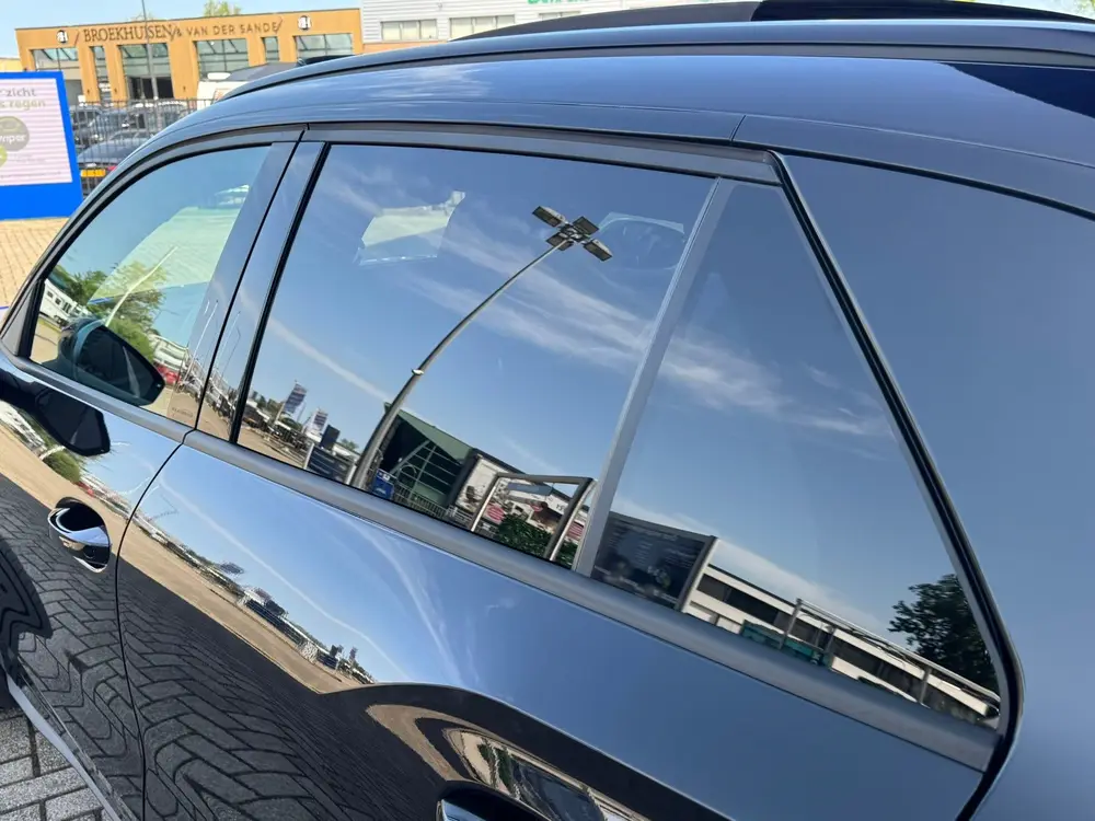 Volkswagen T-Roc 1.5 eTsi R-Line First Edition Black style H uit 2026, foto 13