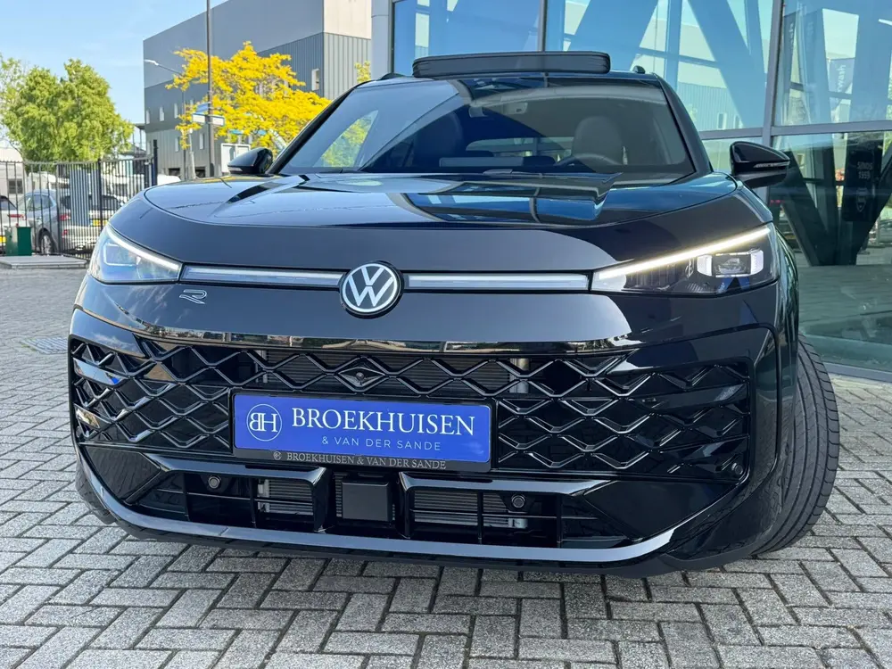 Volkswagen T-Roc 1.5 eTsi R-Line First Edition Black style H uit 2026, foto 14