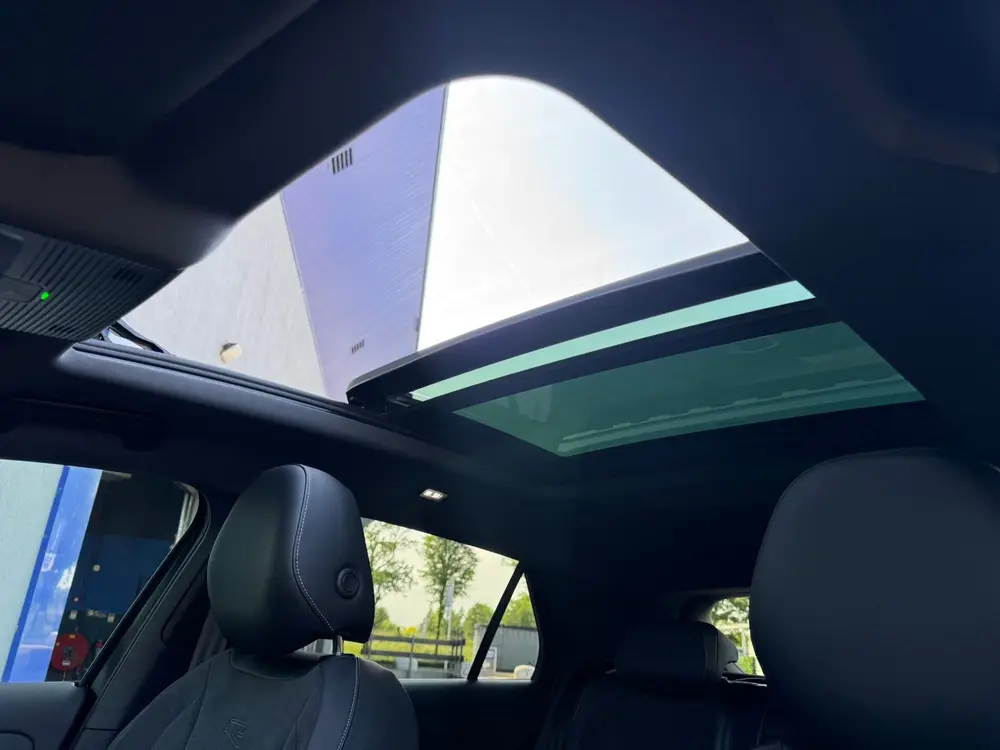 Volkswagen T-Roc 1.5 eTsi R-Line First Edition Black style H uit 2026, foto 19