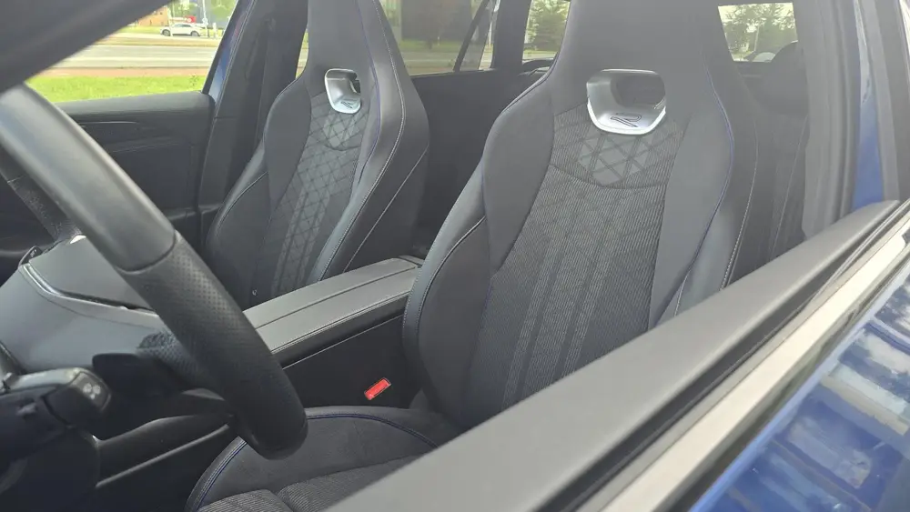 Volkswagen Passat Variant 1.5 eHybrid R-Line Edition |NAP|Pa uit 2024, foto 4