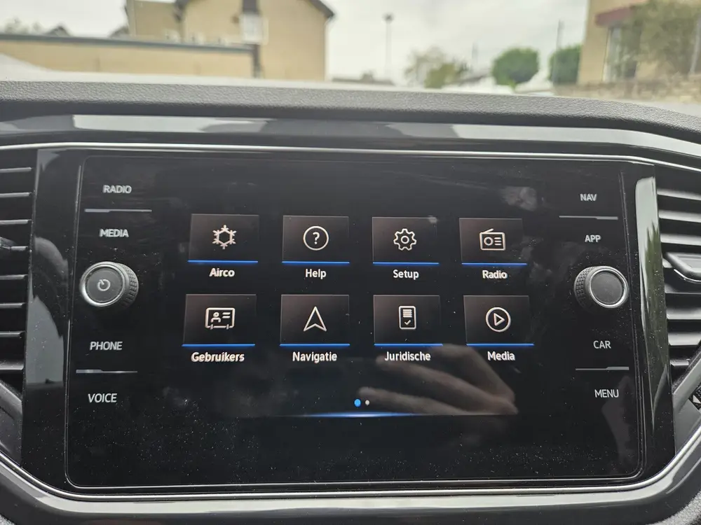 Volkswagen T-Roc 1.5 TSI Sport R-LINE NAVI PANODAK TEL LM PD uit 2020, foto 19