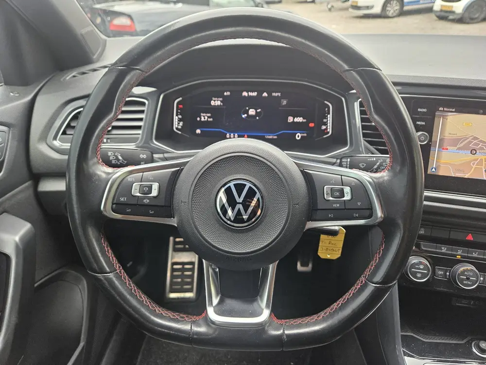 Volkswagen T-Roc 1.5 TSI Sport R-LINE NAVI PANODAK TEL LM PD uit 2020, foto 9