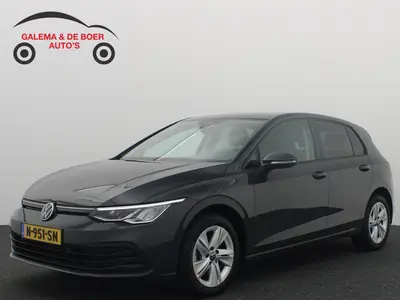 Volkswagen Golf 1.0 eTSI Life AUTOMAAT / TREKHAAK / SFEER / uit 2022