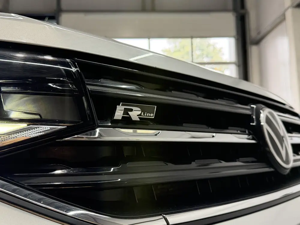 Volkswagen T-Cross 1.5 TSI 150pk Style R-Line | Camera | PDC uit 2021, foto 19