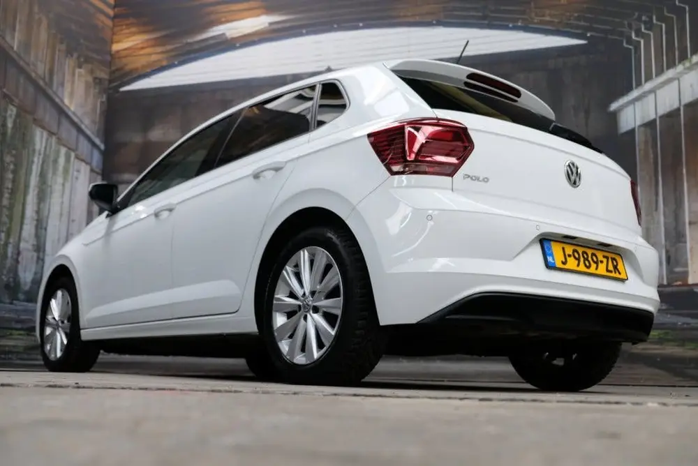 Volkswagen Polo 1.0 TSI Highline - Cruise - PDC - Nav - LMV uit 2020, foto 6
