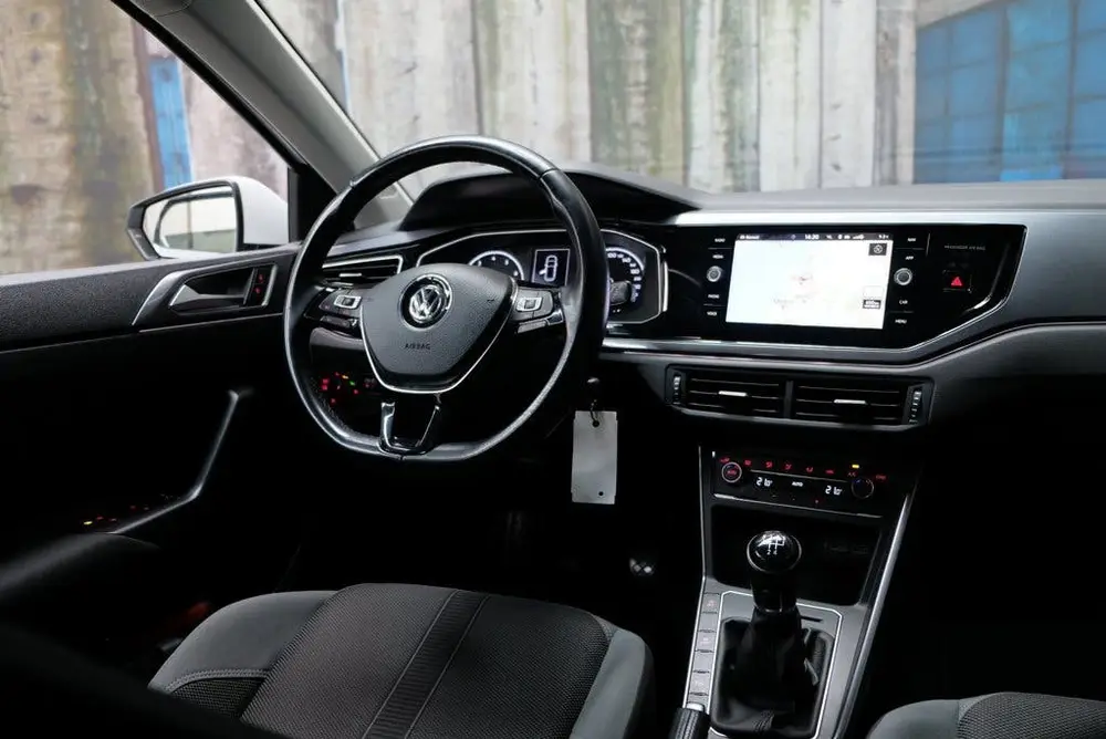 Volkswagen Polo 1.0 TSI Highline - Cruise - PDC - Nav - LMV uit 2020, foto 9